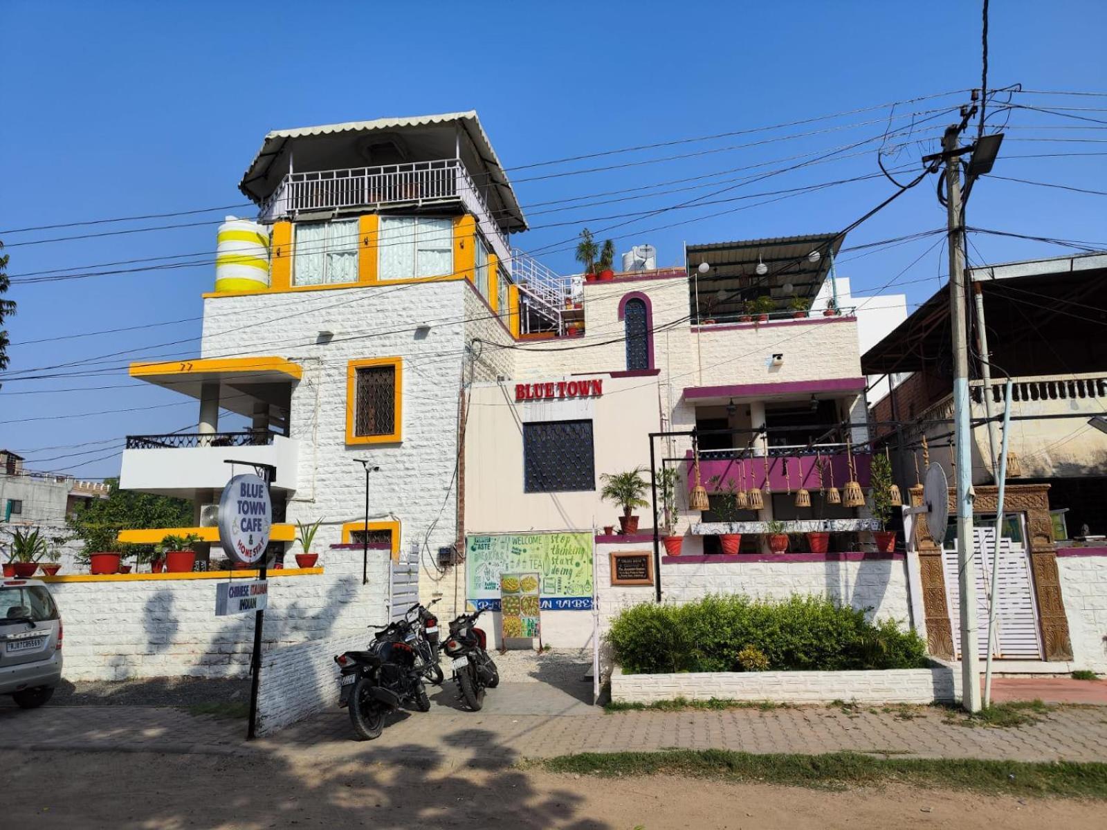 Blue Town Hostel & Cafe Джодпур Екстериор снимка